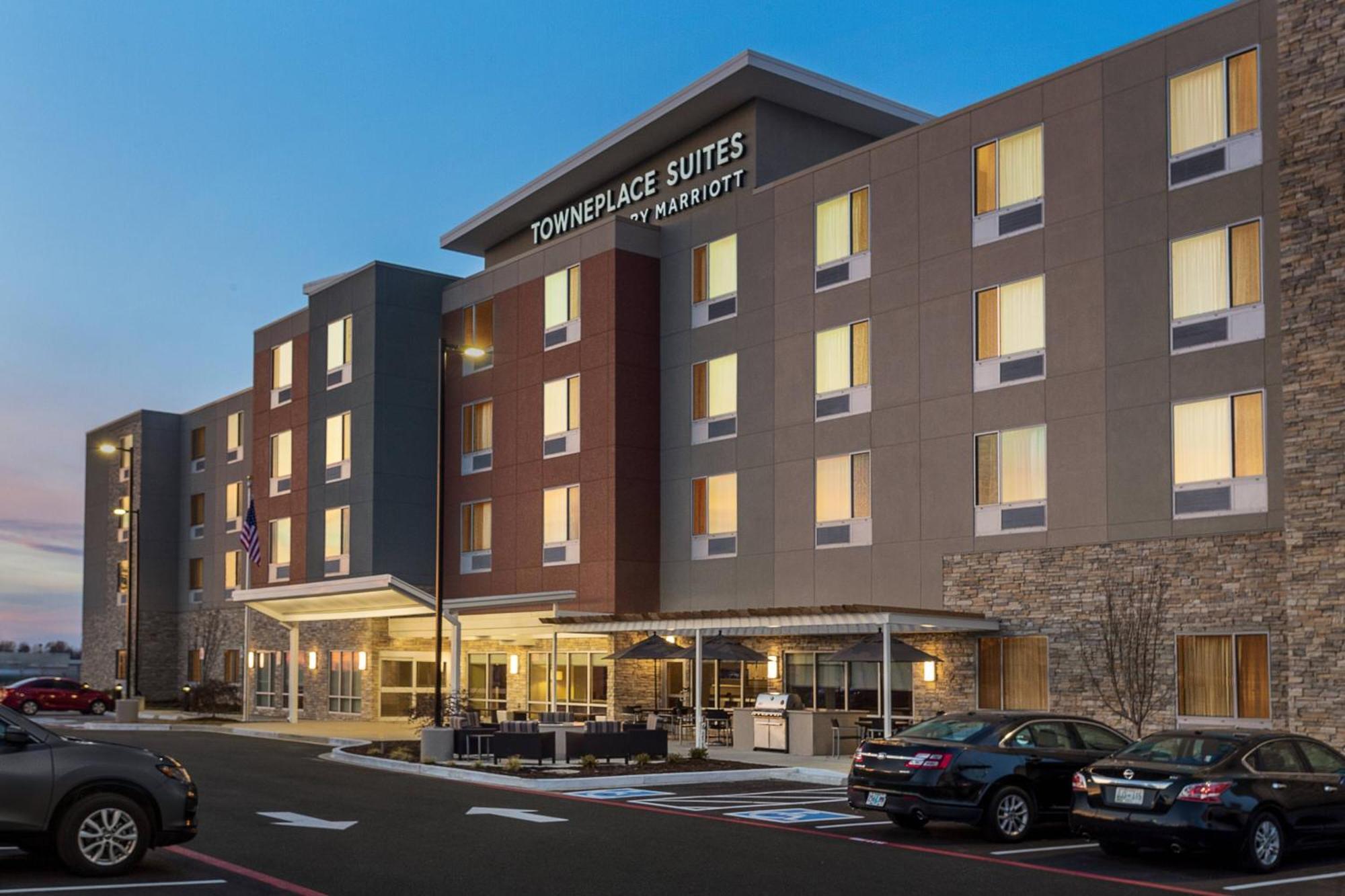 Towneplace Suites By Marriott Memphis South Haven Exterior photo