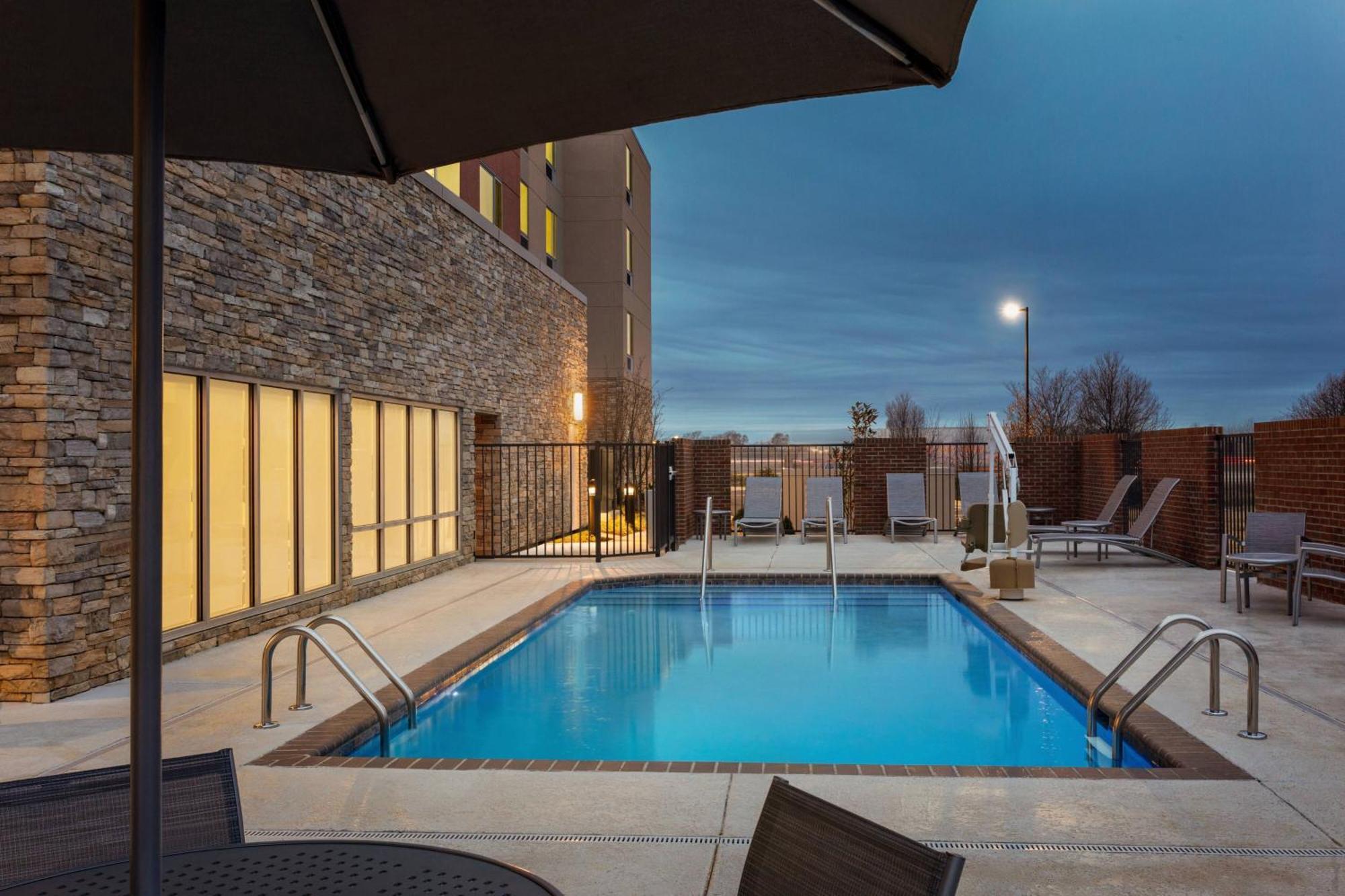 Towneplace Suites By Marriott Memphis South Haven Facilities photo